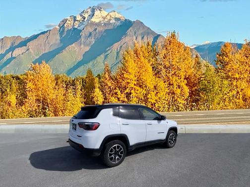 2024 Jeep Compass Trailhawk