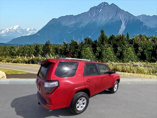 2024 Toyota 4Runner SR5