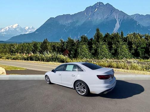 2024 Audi A4 45 S line Premium Plus