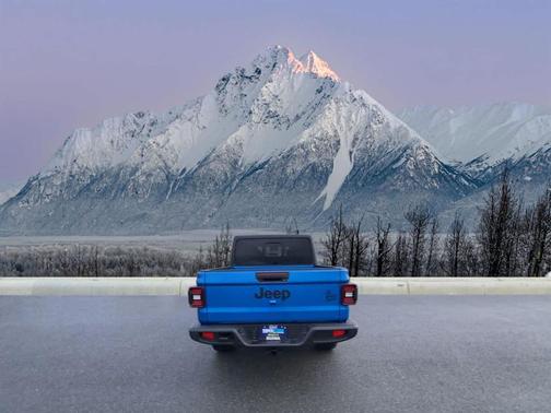 2025 Jeep Gladiator Willys