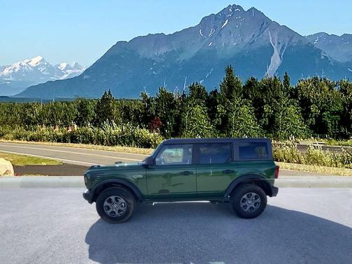 Eruption Green Metallic 2025 Ford Bronco Big Bend