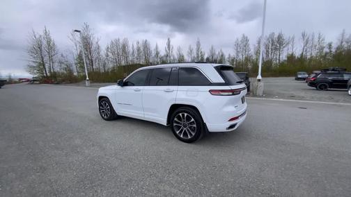 Bright White Clearcoat 2024 Jeep Grand Cherokee Overland