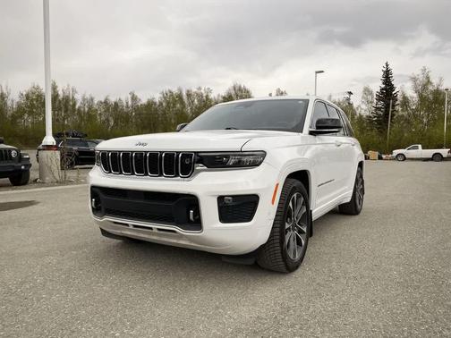 Bright White Clearcoat 2024 Jeep Grand Cherokee Overland