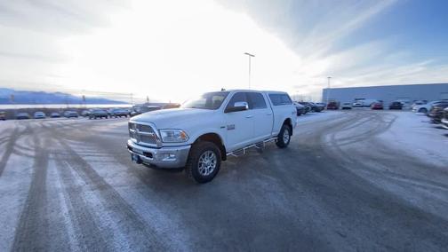 2018 RAM 2500 Laramie Crew Cab 4x4 6'4' Box