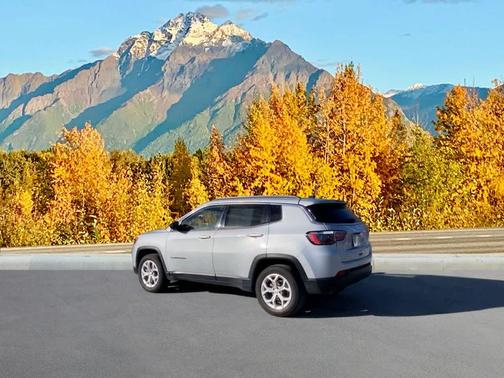 2024 Jeep Compass Latitude