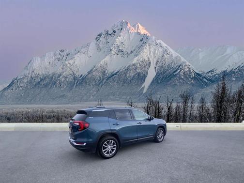 2024 GMC Terrain SLT