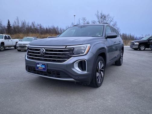 2024 Volkswagen Atlas 2.0T SE w/Technology 4MOTION