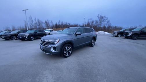 2024 Volkswagen Atlas 2.0T SE w/Technology 4MOTION