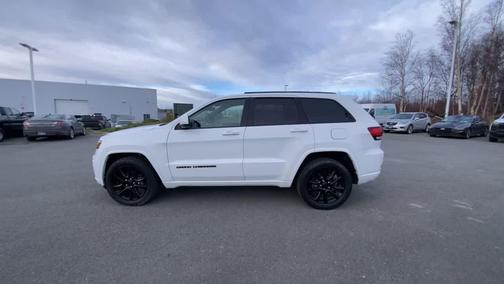 2020 Jeep Grand Cherokee Altitude