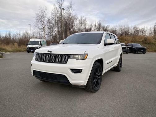 2020 Jeep Grand Cherokee Altitude
