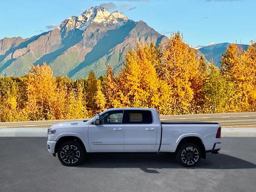 2025 RAM 1500 Limited