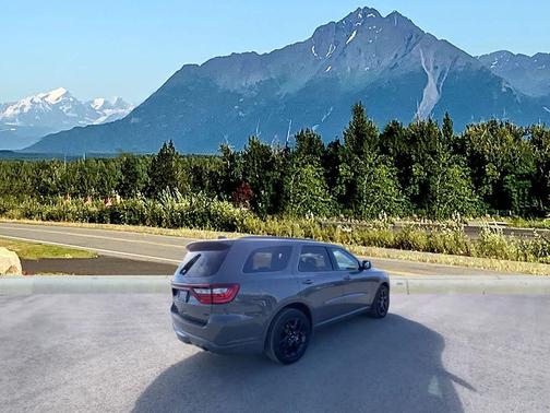 Destroyer Gray Clearcoat 2026 Dodge Durango GT Premium HEMI V8 AWD