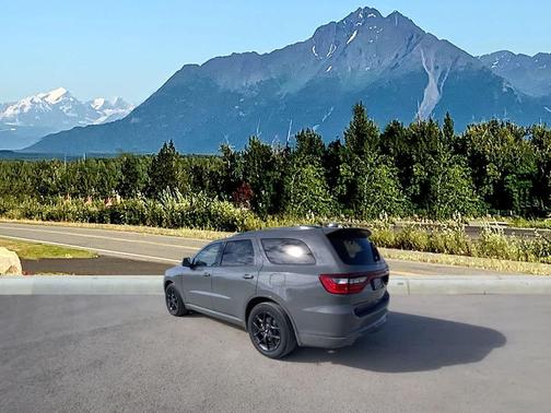 Destroyer Gray Clearcoat 2026 Dodge Durango GT Premium HEMI V8 AWD