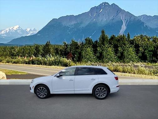 2019 Audi Q7 55 Premium Plus