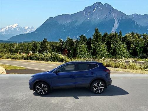 2022 Nissan Rogue Sport SL