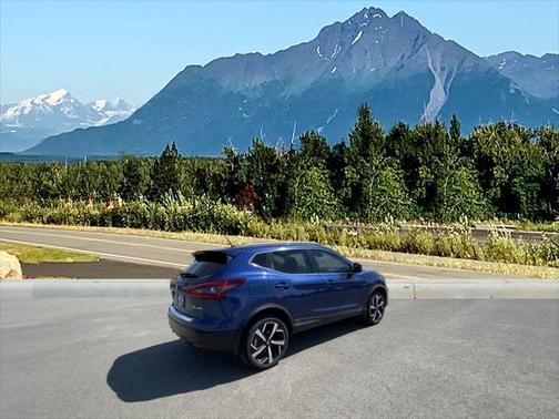 2022 Nissan Rogue Sport SL