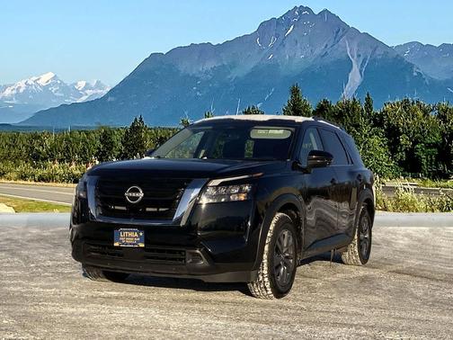 2025 Nissan Pathfinder SV 4WD