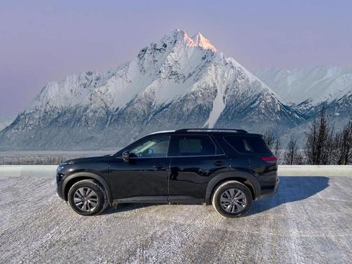 2025 Nissan Pathfinder SV 4WD