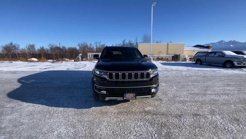 2025 Jeep Wagoneer L Series II 4x4