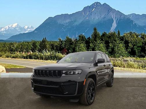 2026 Jeep Grand Cherokee Altitude