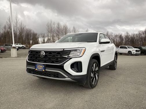 WHI/White 2025 Volkswagen Atlas Cross Sport 2.0T SE w/Technology 4MOTION