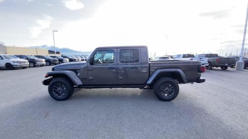 2025 Jeep Gladiator Sport S