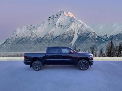 2026 RAM 1500 Warlock Crew Cab 4x4 5'7' Box