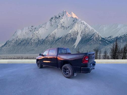 2026 RAM 1500 Warlock Crew Cab 4x4 5'7' Box