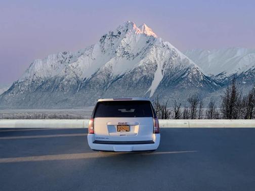 2020 GMC Yukon XL SLT