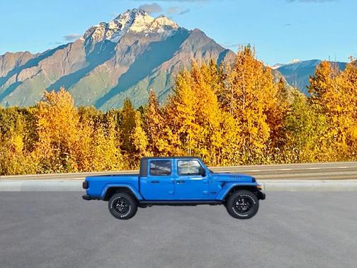 2025 Jeep Gladiator Willys