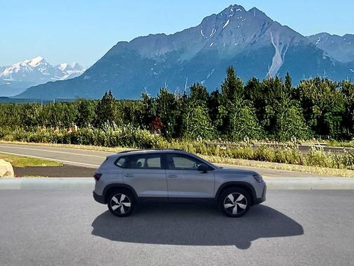 SIL/Silver 2025 Volkswagen Taos 1.5T S