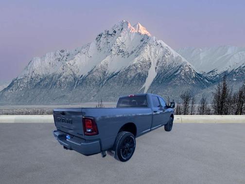 2026 RAM 2500 Big Horn Crew Cab 4x4 8' Box