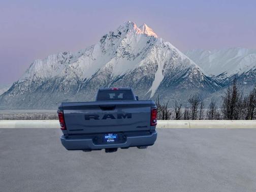 2026 RAM 2500 Big Horn Crew Cab 4x4 8' Box