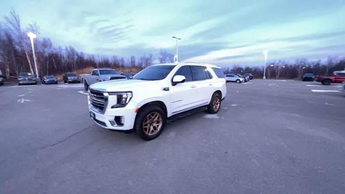2021 GMC Yukon SLT