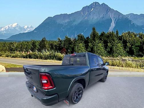 Serrano Green Metallic 2026 RAM 1500 Big Horn/Lone Star