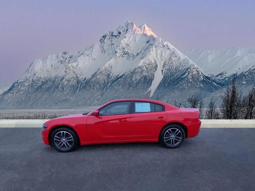 2019 Dodge Charger SXT