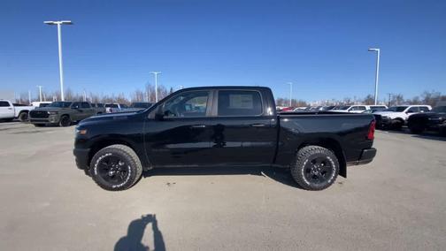 2026 RAM 1500 Warlock Crew Cab 4x4 5'7' Box