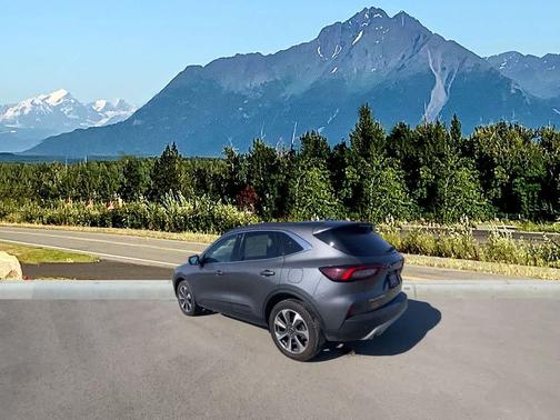 2023 Ford Escape Platinum