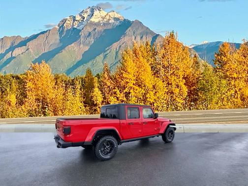 2025 Jeep Gladiator Willys