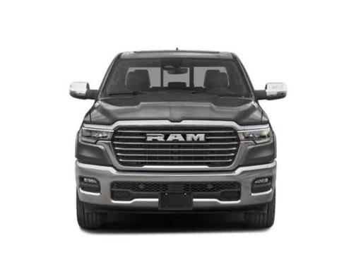 Diamond Black Crystal Pearlcoat 2026 RAM 1500 Laramie