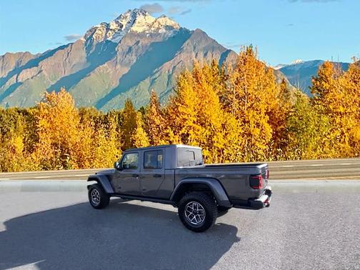 2025 Jeep Gladiator Rubicon