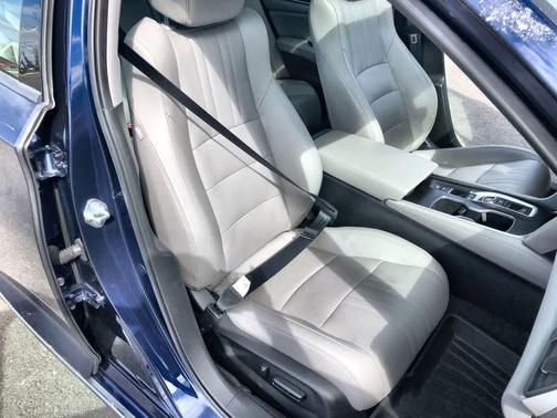 2020 Honda Accord Touring 2.0T