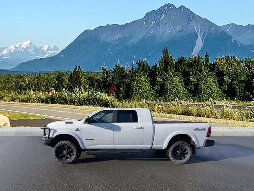 2022 RAM 2500 Laramie Mega Cab 4x4 6'4' Box