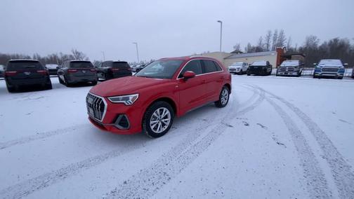 2024 Audi Q3 Premium 45 TFSI S line quattro Tiptronic