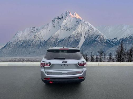 2020 Jeep Compass Trailhawk