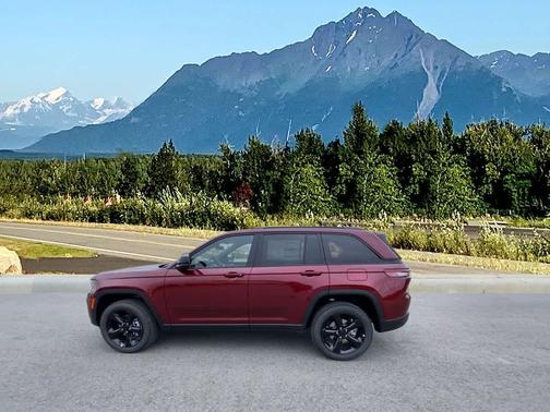 2025 Jeep Grand Cherokee Altitude