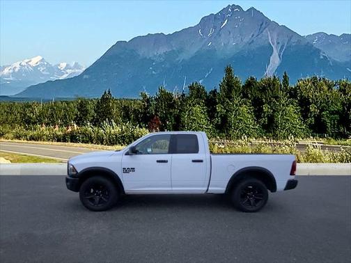 2022 RAM 1500 Classic Warlock Quad Cab 4x4 6'4' Box