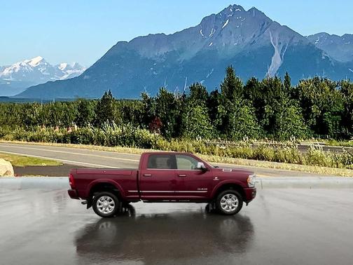 Delmonico Red Pearlcoat 2020 RAM 2500 Limited Crew Cab 4x4 6'4' Box