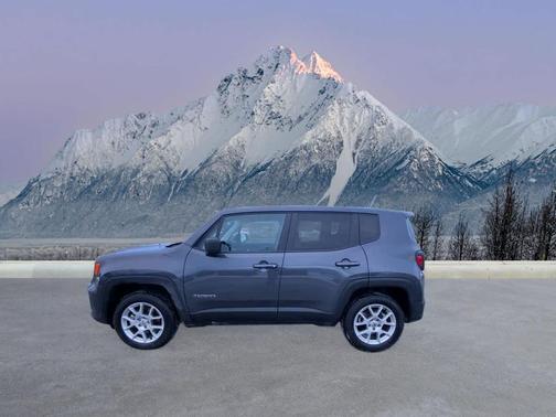 2023 Jeep Renegade Latitude