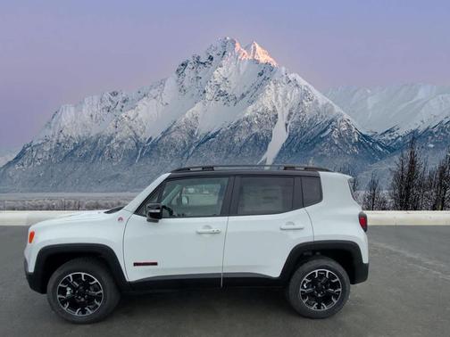 2023 Jeep Renegade Trailhawk